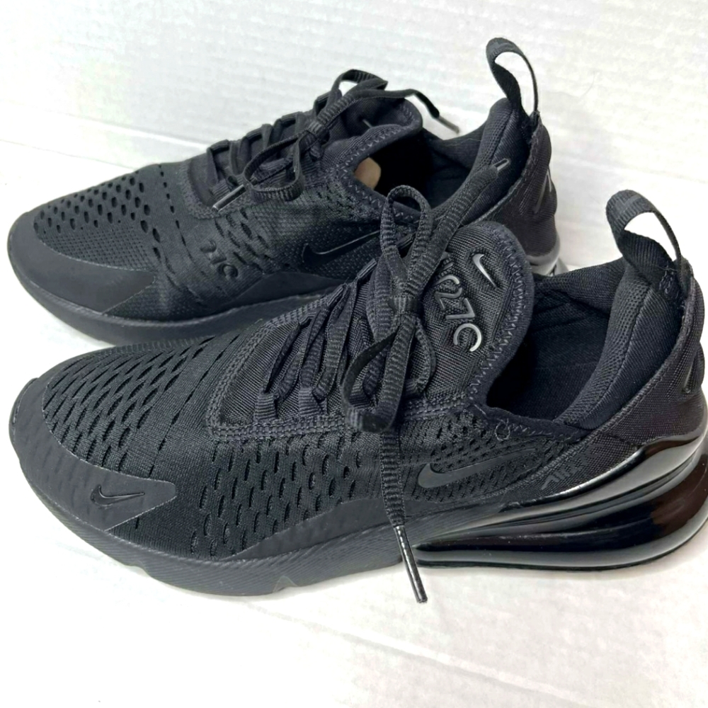 Nike Air Max 270 Women's shoes Black size 7